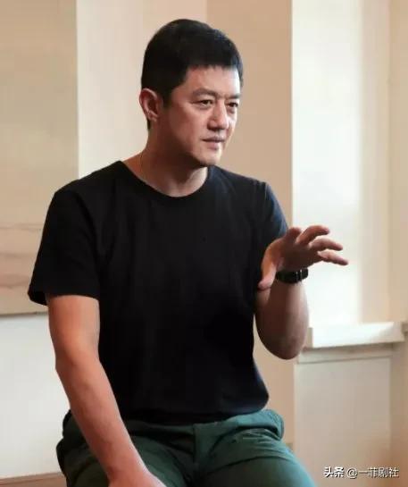 娱乐圈吃瓜爆料邓超是谁,娱乐圈风云人物，揭秘其背后的故事与争议